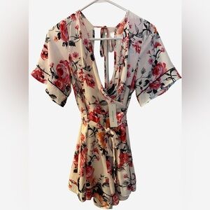 NWT Francesca’s Floral Romper